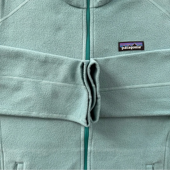 Patagonia Lightweight Fleece Zipper Jacket - Picture 3 of 7